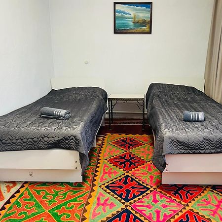 Guesthouse Greathome Karakol Εξωτερικό φωτογραφία