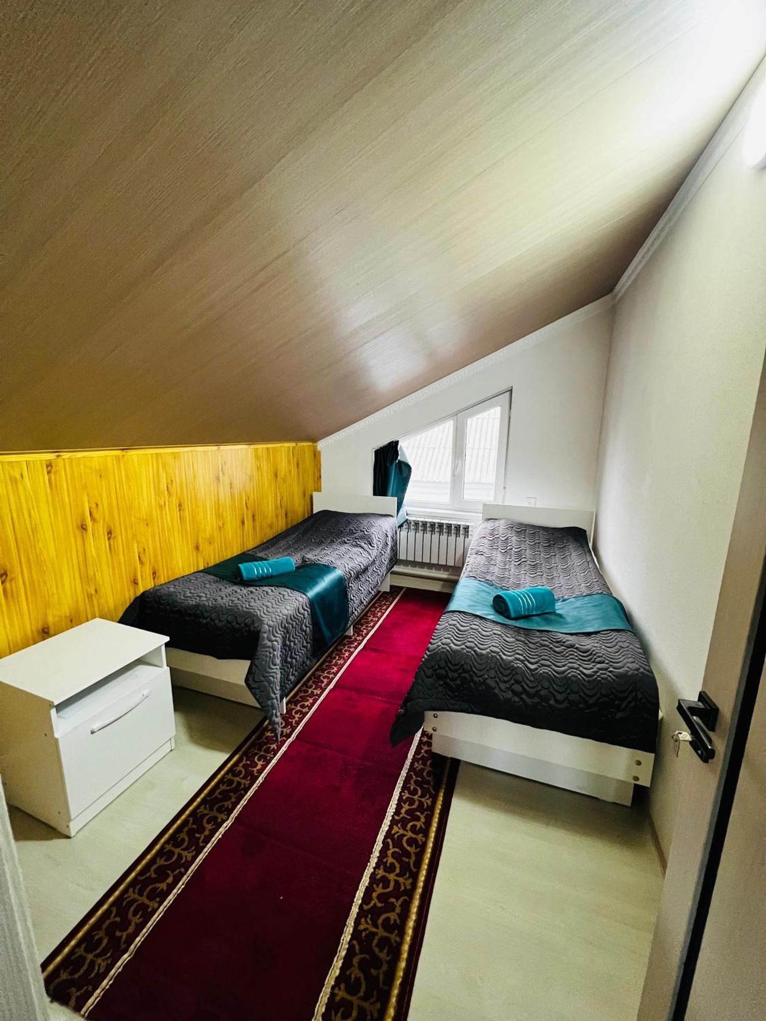 Guesthouse Greathome Karakol Εξωτερικό φωτογραφία
